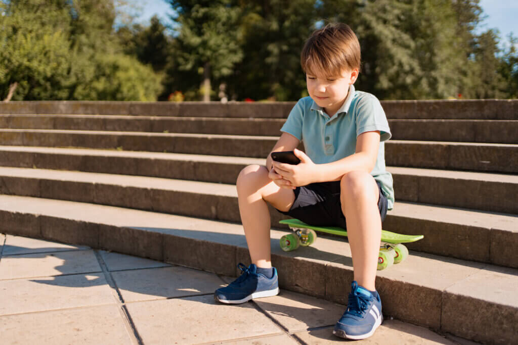 Why You Need GPS Phone Tracking